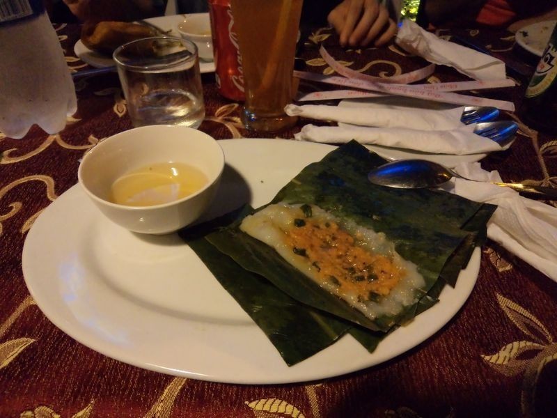 Banh nam plat vietnamien