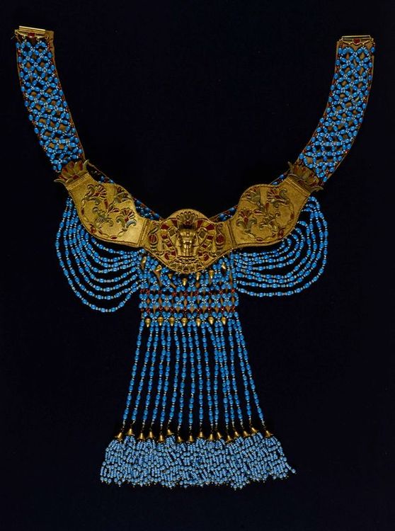 Collier pectoral pour Cléopâtre porté par Sarah Bernhardt