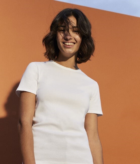 Dressing d’été : où trouver le t-shirt blanc parfait ? Petit Bateau