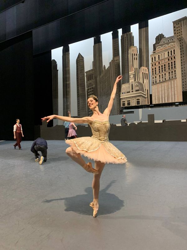 Lucie Mateci dans la série Balanchine du printemps 2023 à l'Opéra de Paris