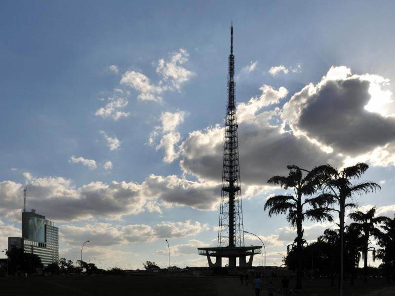 tour de la télévision brasilia