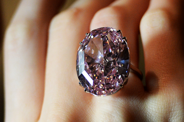 Le diamant Pink Star - Fancy Vivid Pink